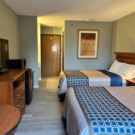 Royal Inn Suites Huntington Buitenkant foto