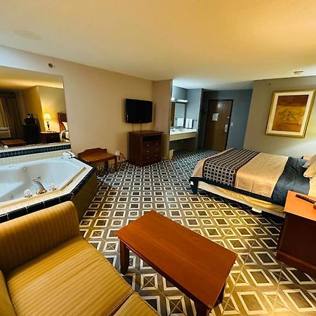 Royal Inn Suites Huntington Buitenkant foto