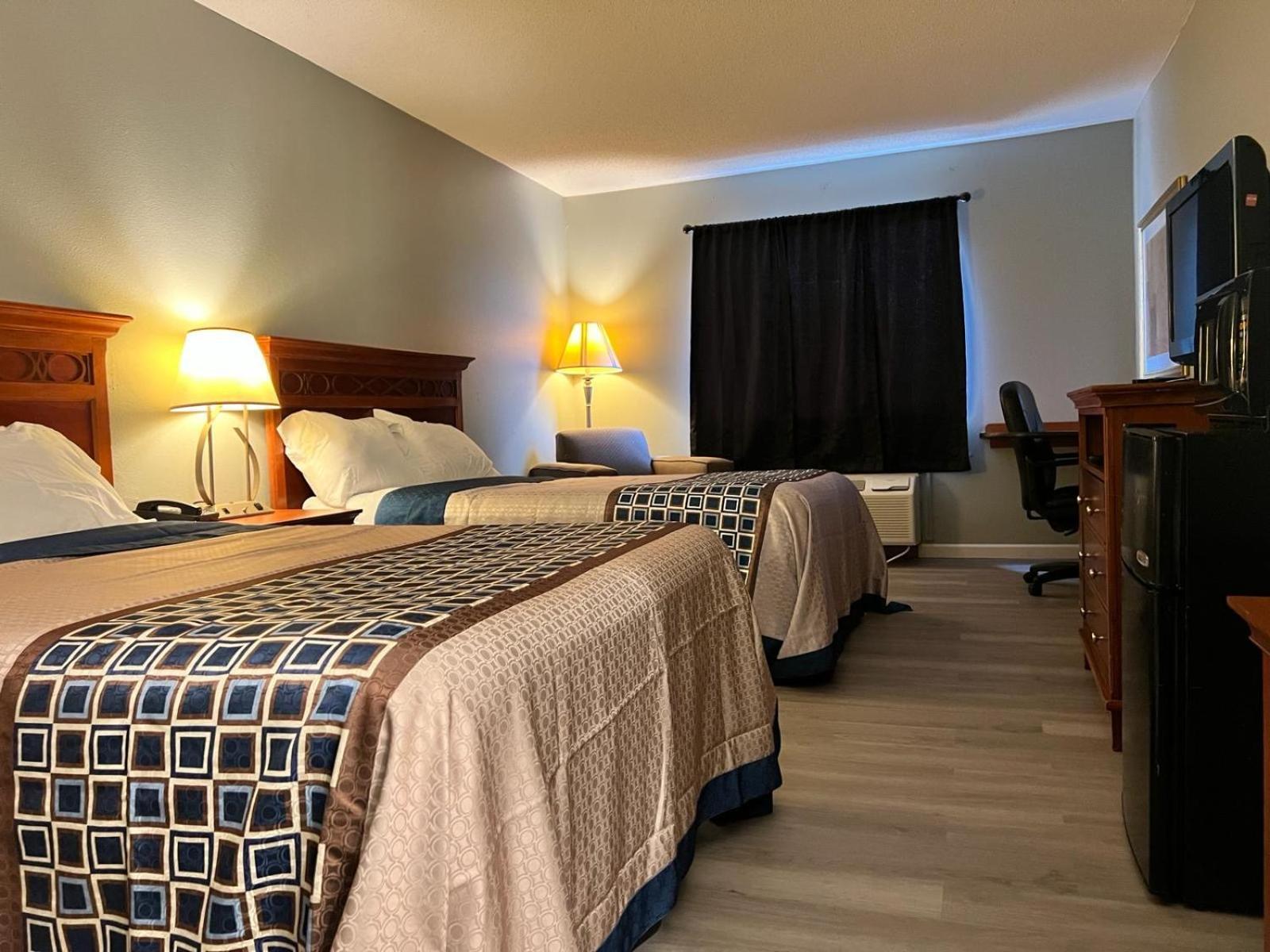 Royal Inn Suites Huntington Buitenkant foto